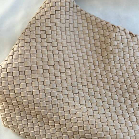 Naghedi medium nomad hobo bag Like new, no pouch - Picture 5 of 8